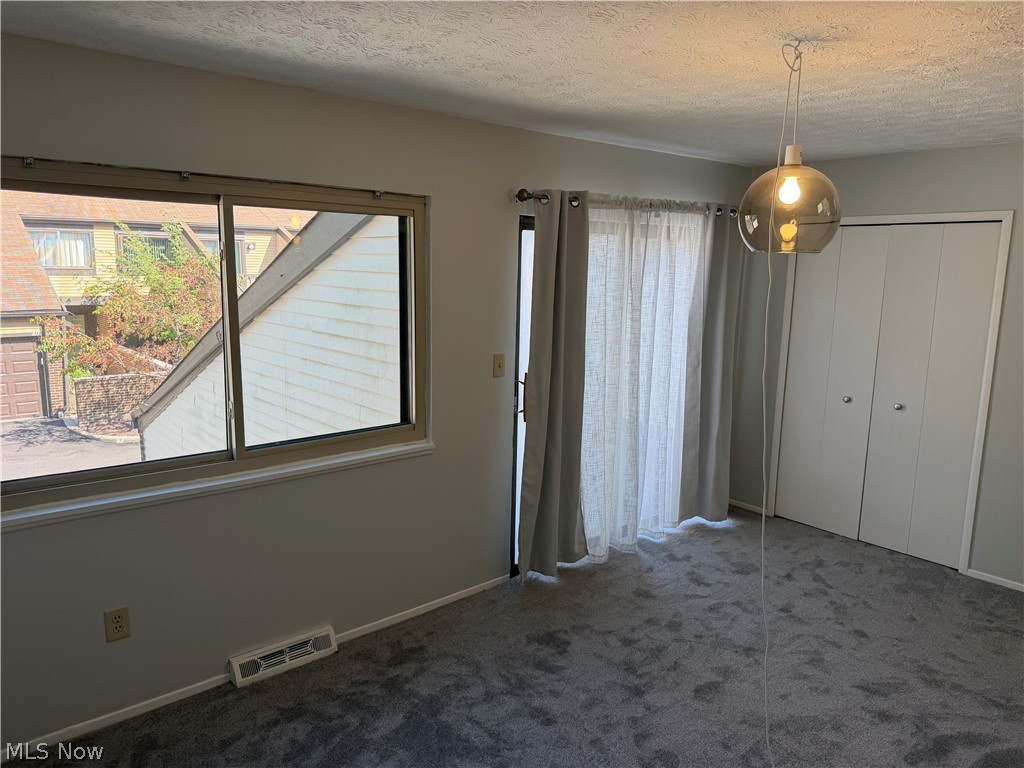 512 Turnberry Lane Richmond Heights OH 44143