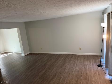 512 Turnberry Lane Richmond Heights OH 44143