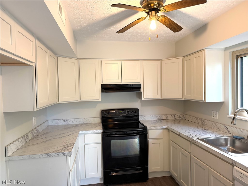 512 Turnberry Lane Richmond Heights OH 44143