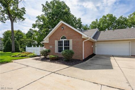 3098 Bayberry Cove Wooster OH 44691