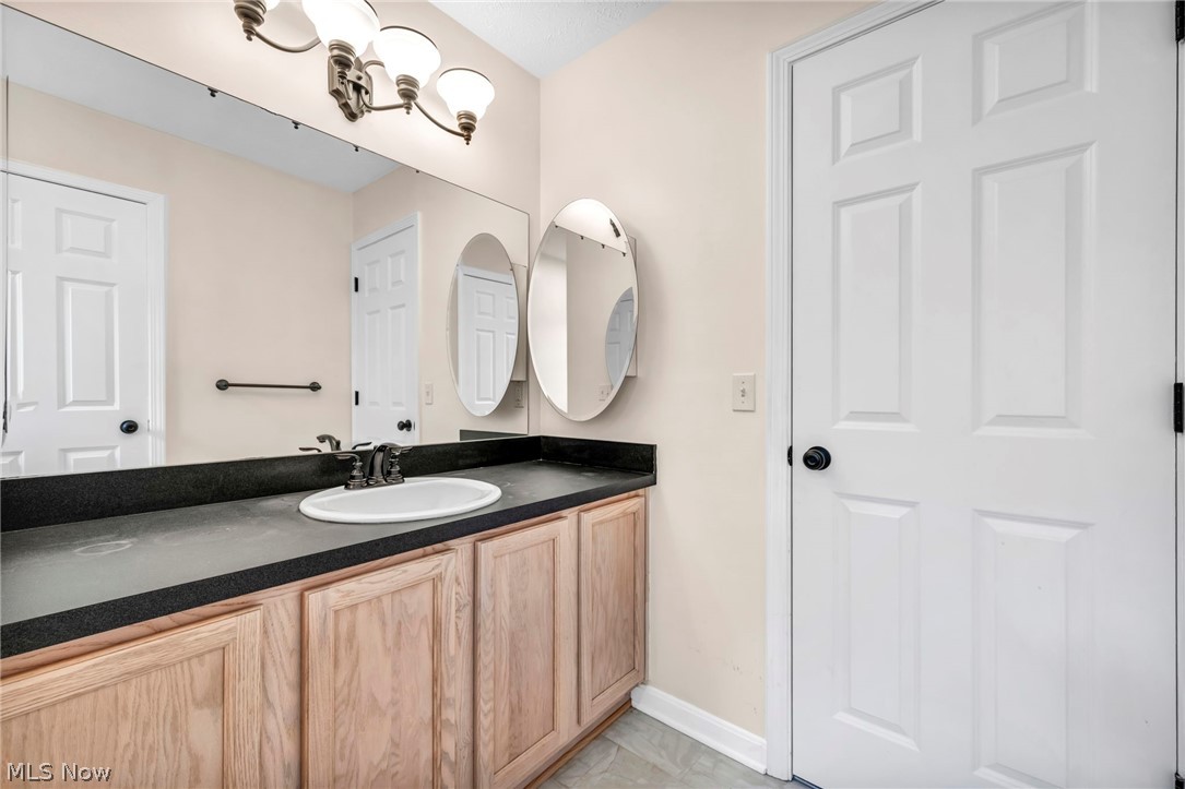 1024 Saint Michaels Way Madison OH 44057