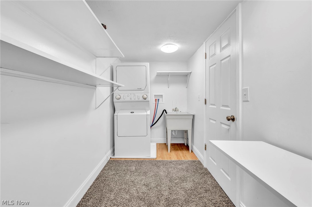1024 Saint Michaels Way Madison OH 44057
