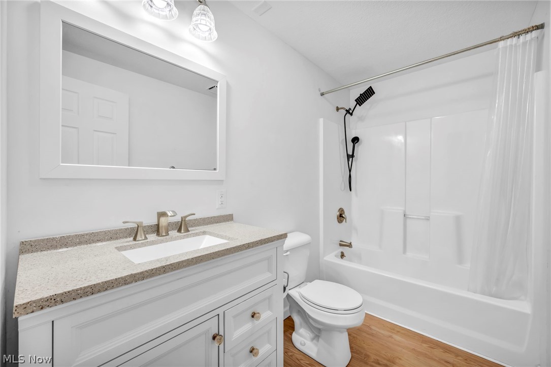 1024 Saint Michaels Way Madison OH 44057