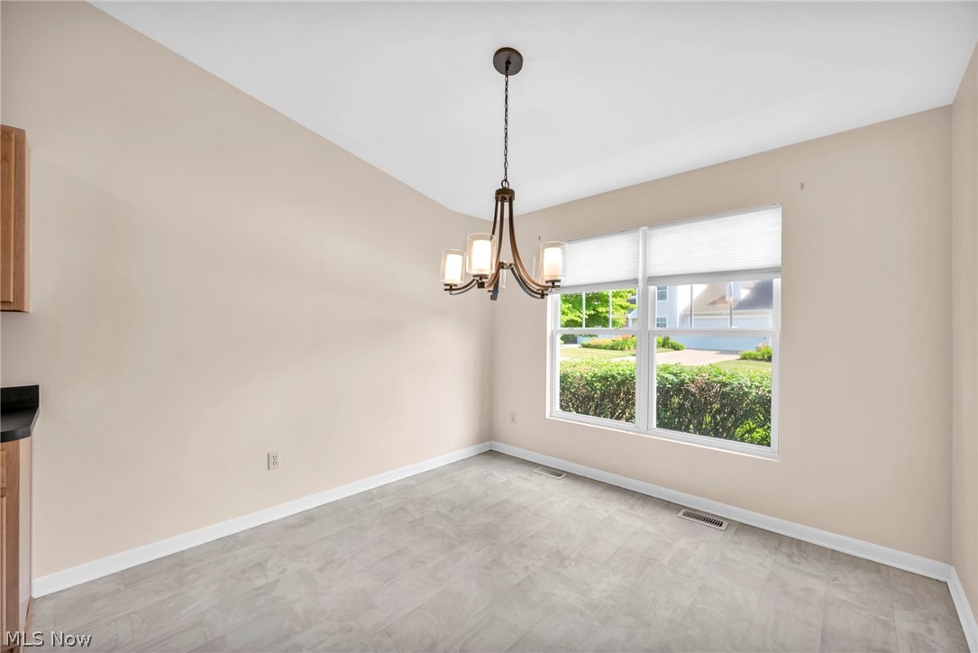 1024 Saint Michaels Way Madison OH 44057