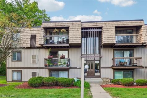 9510 Cove Drive North Royalton OH 44133