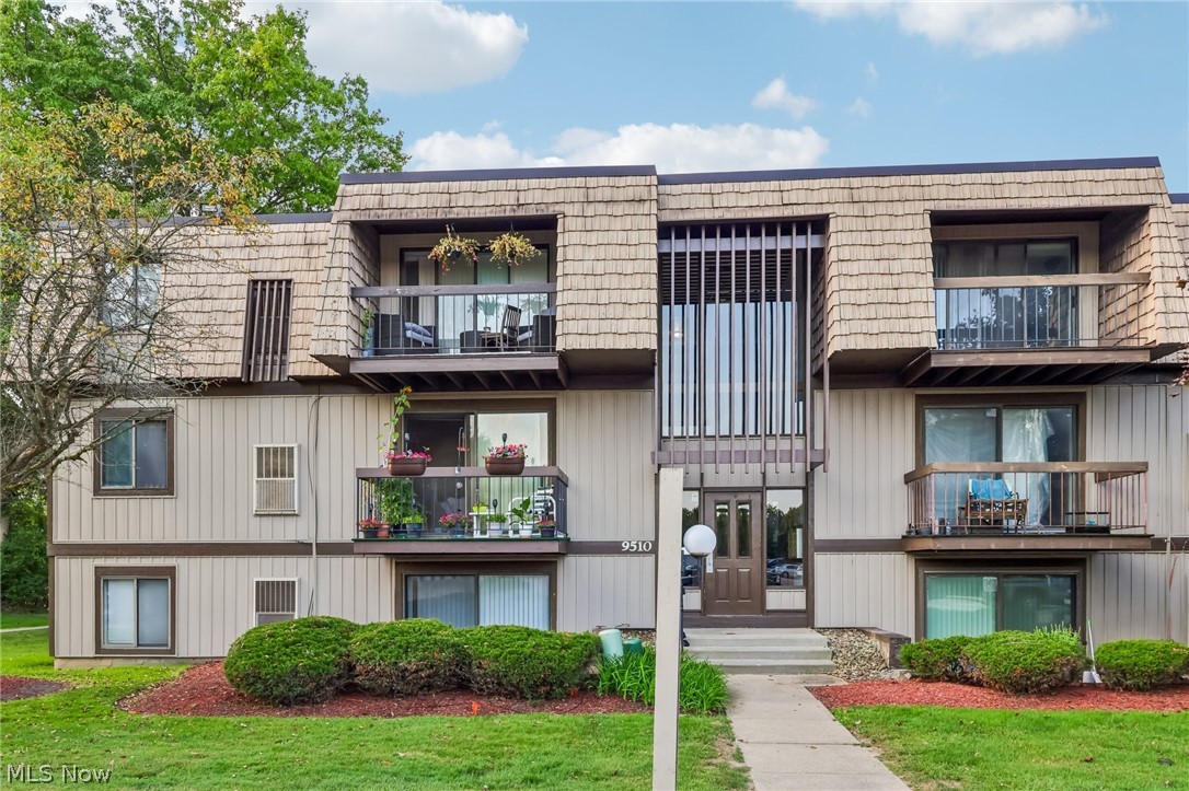 9510 Cove Drive North Royalton OH 44133