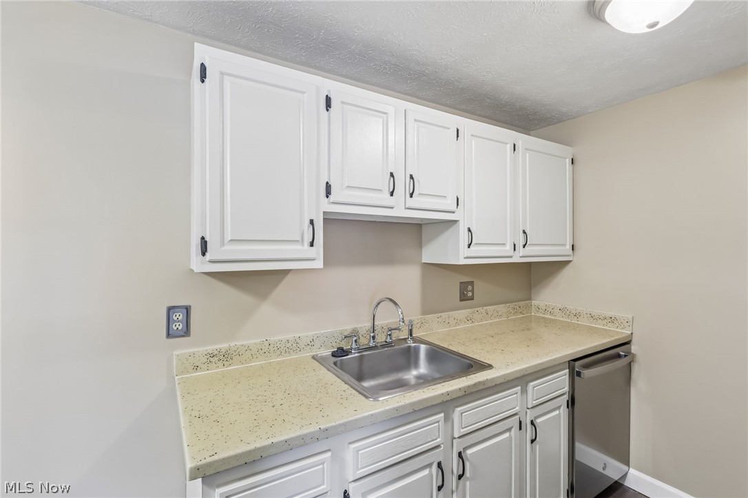 9510 Cove Drive North Royalton OH 44133