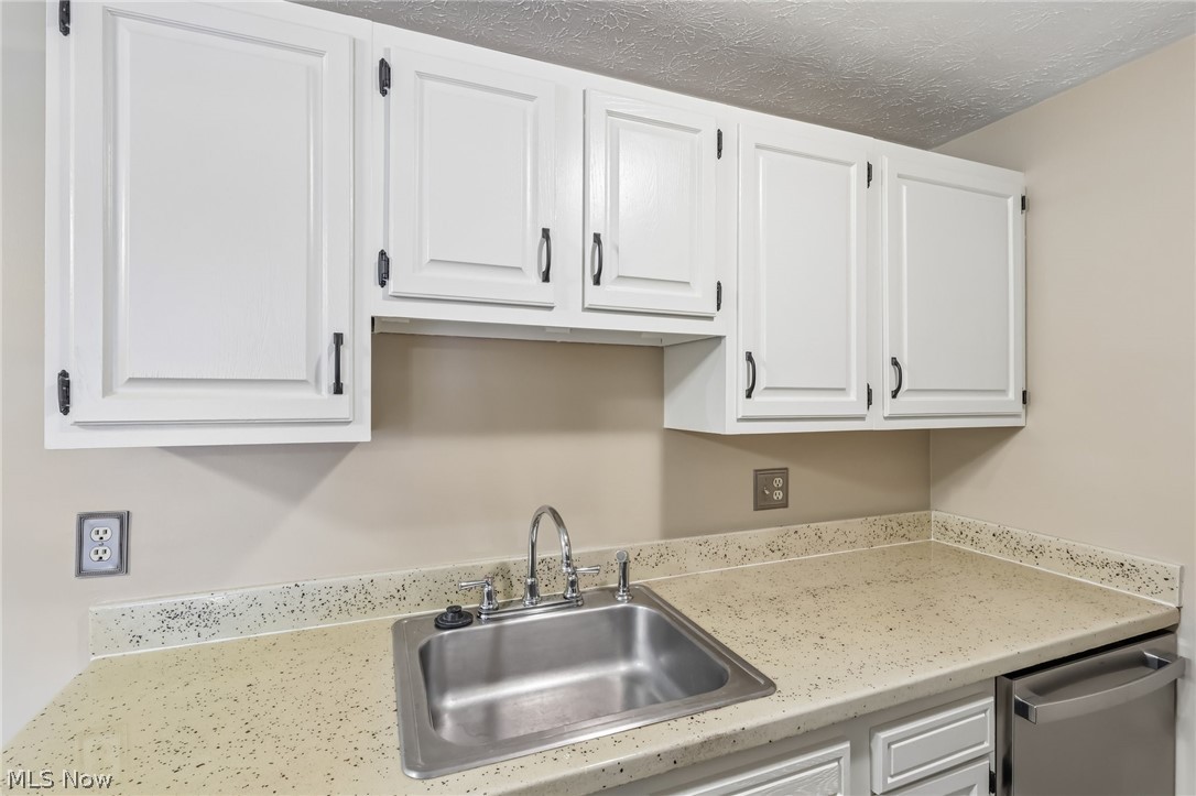 9510 Cove Drive North Royalton OH 44133