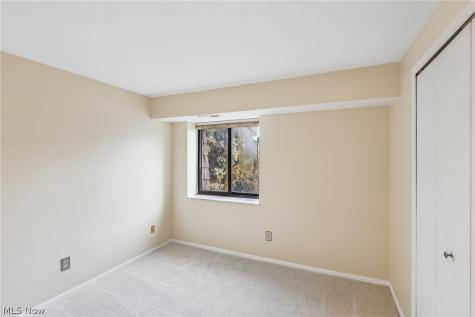 9510 Cove Drive North Royalton OH 44133