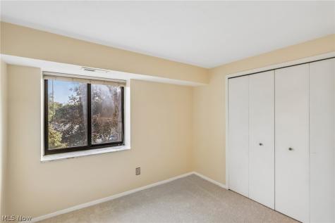 9510 Cove Drive North Royalton OH 44133
