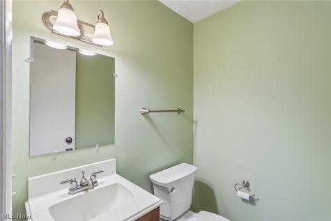 9510 Cove Drive North Royalton OH 44133