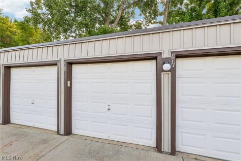 9510 Cove Drive North Royalton OH 44133