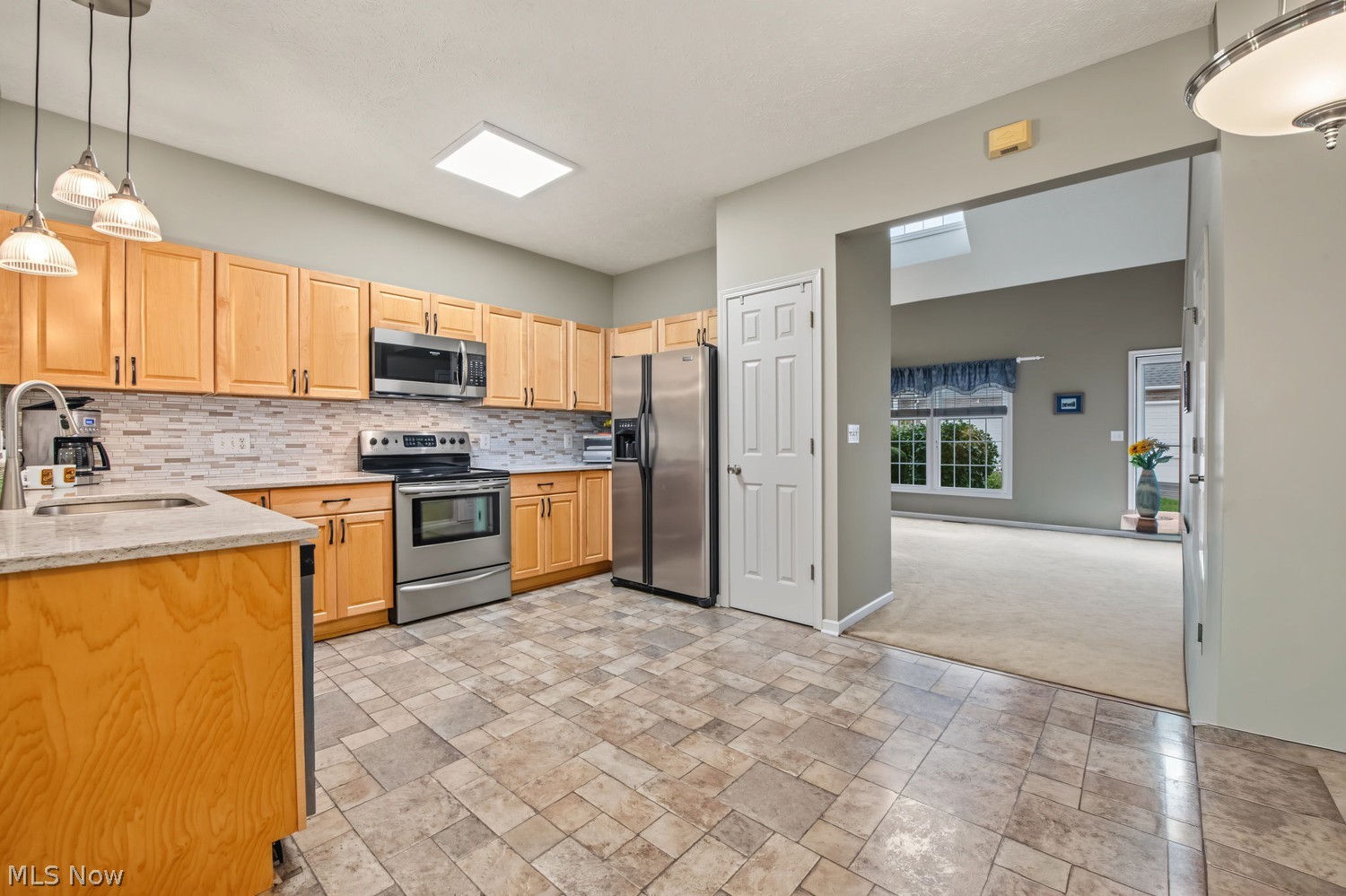 2056 Jennifer Street Akron OH 44313