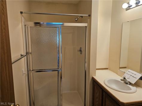 8605 Scenicview Drive Broadview Heights OH 44147