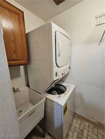 8605 Scenicview Drive Broadview Heights OH 44147
