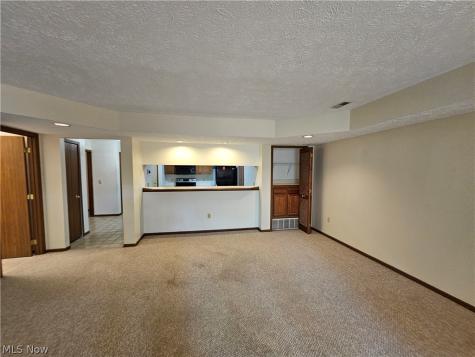 8605 Scenicview Drive Broadview Heights OH 44147