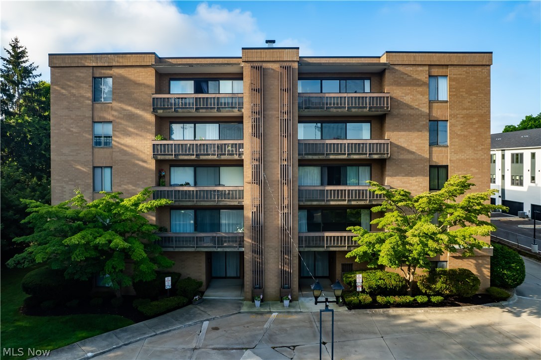 22555 Center Ridge Road Rocky River OH 44116