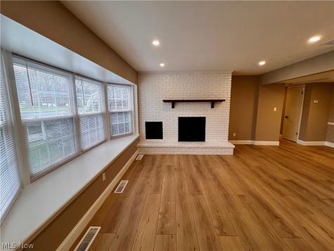 6910 Carriage Hill Drive Brecksville OH 44141