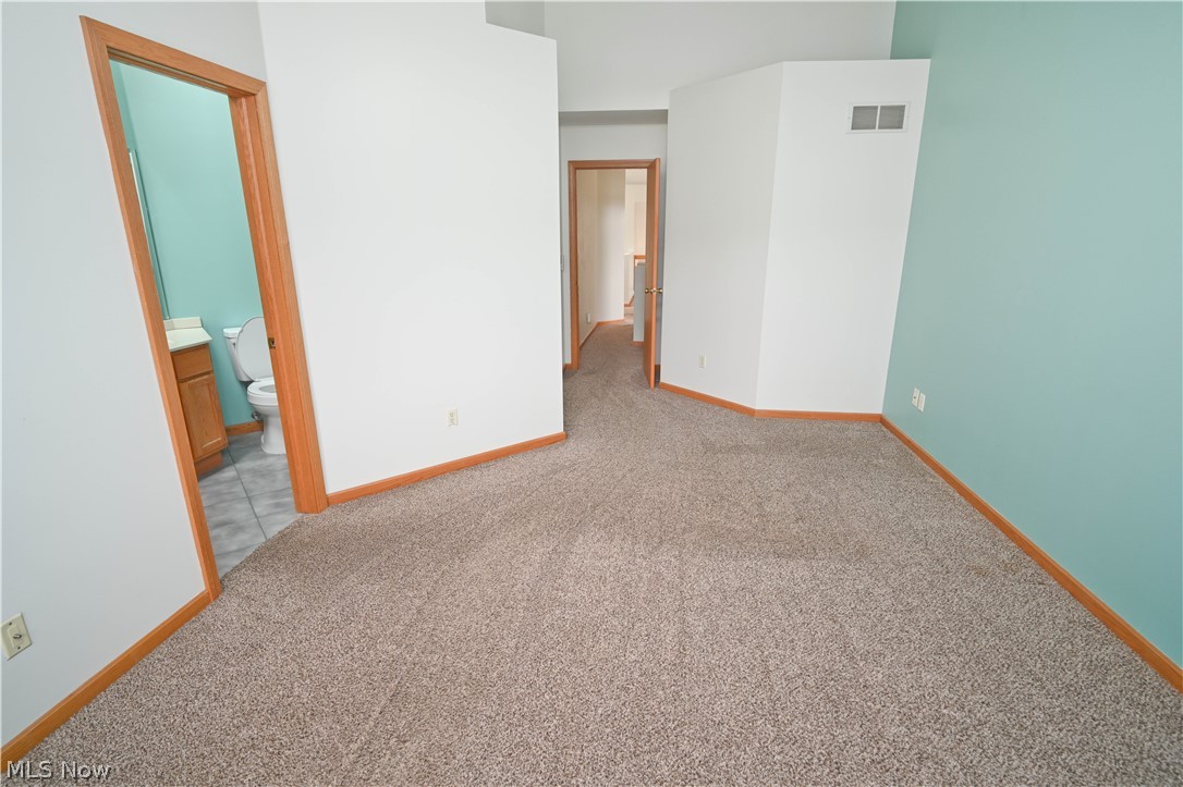 325 S Linden Court Warren OH 44484