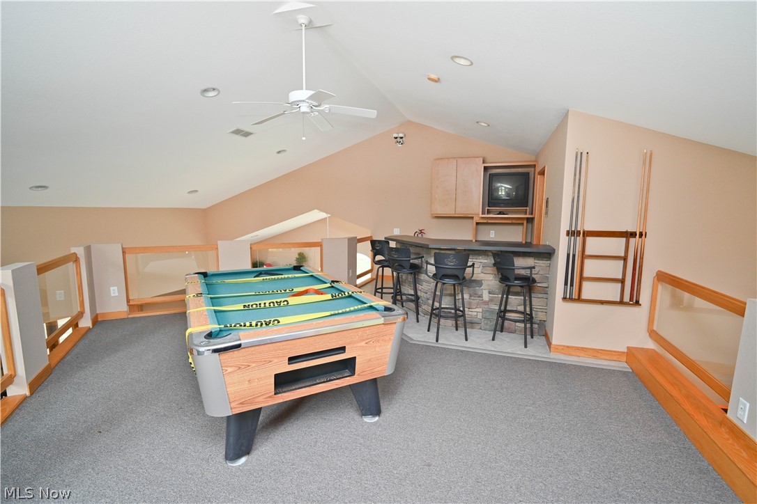 325 S Linden Court Warren OH 44484