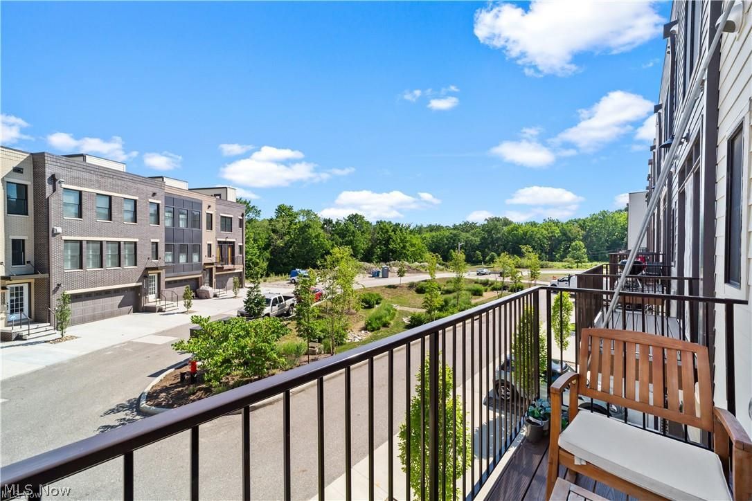 11206 N Park Place Cleveland OH 44104
