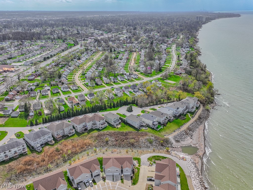 181 Larimar Drive Willowick OH 44095