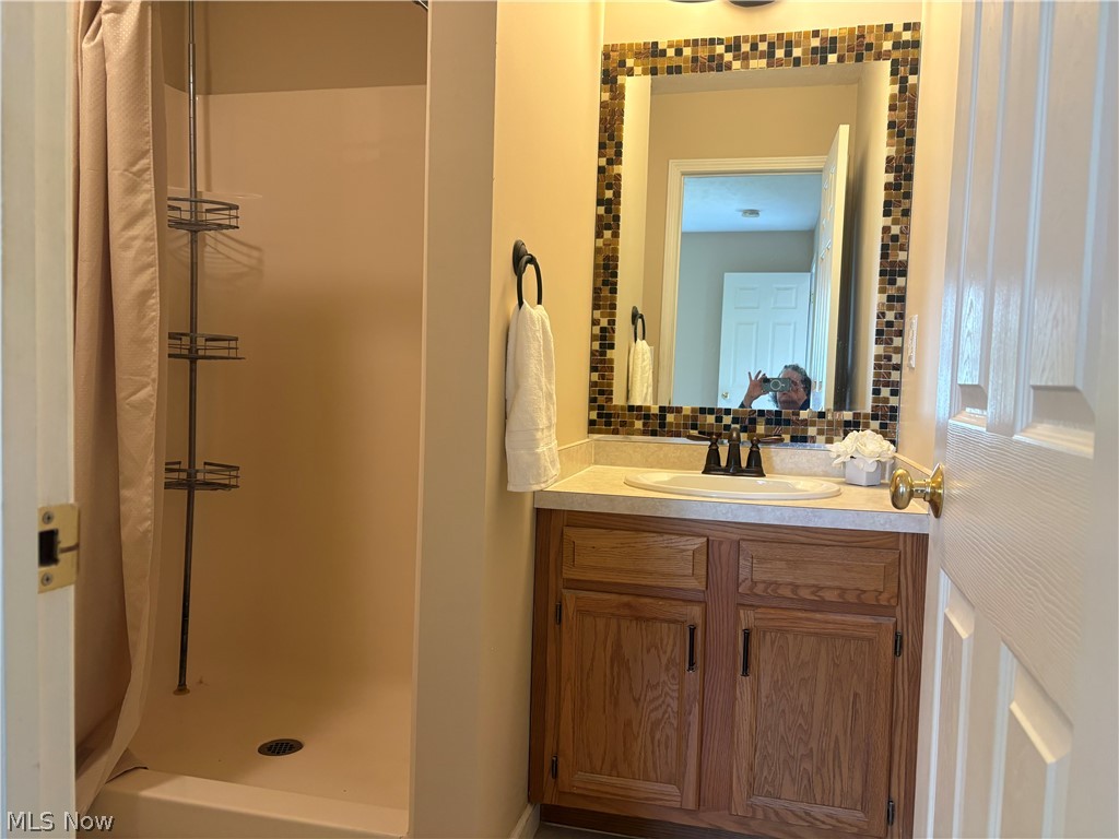 424 Harbor Ridge Lane Fairport Harbor OH 44077