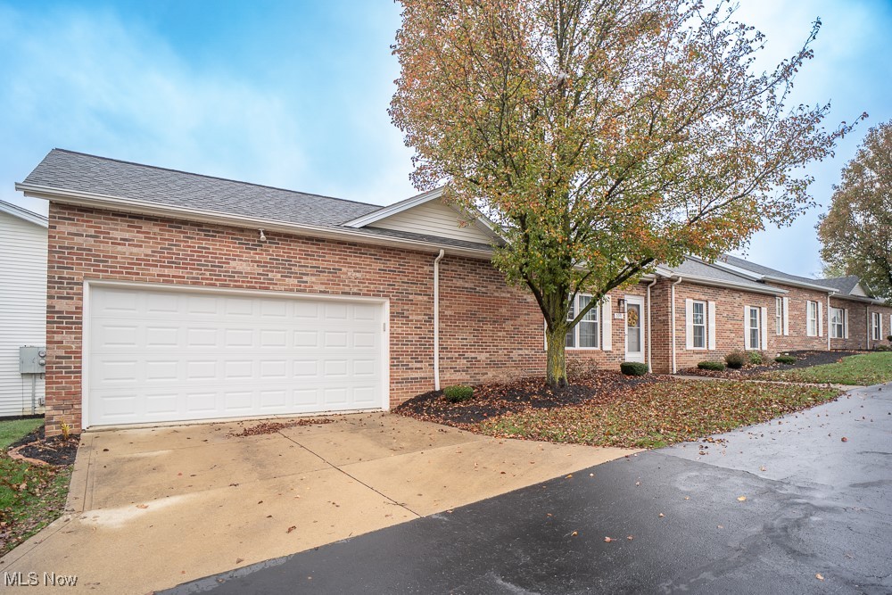 2091 Jennifer Street Akron OH 44313