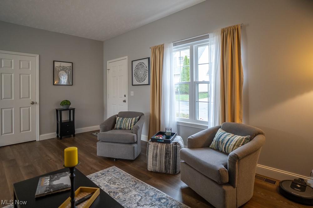 2091 Jennifer Street Akron OH 44313