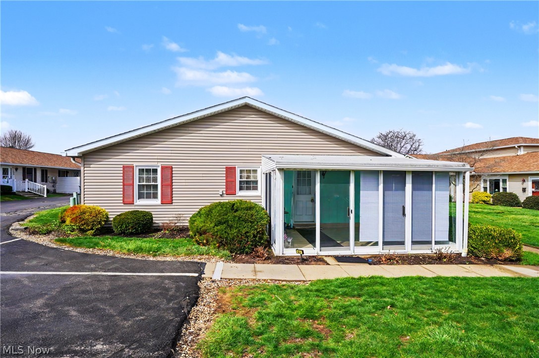934 Canterbury Lane Salem OH 44460