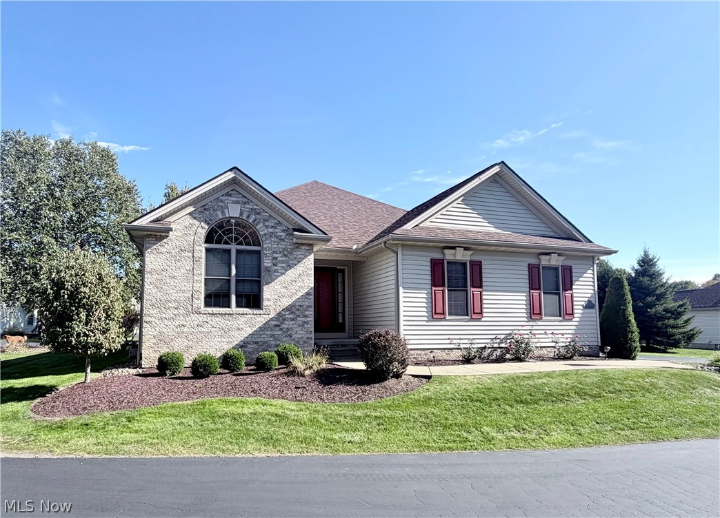 20 Walker Circle Girard OH 44420