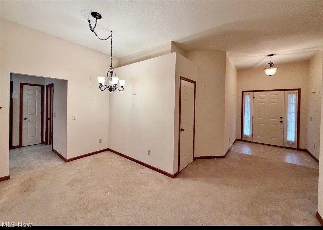 20 Walker Circle Girard OH 44420