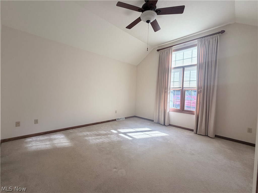 20 Walker Circle Girard OH 44420
