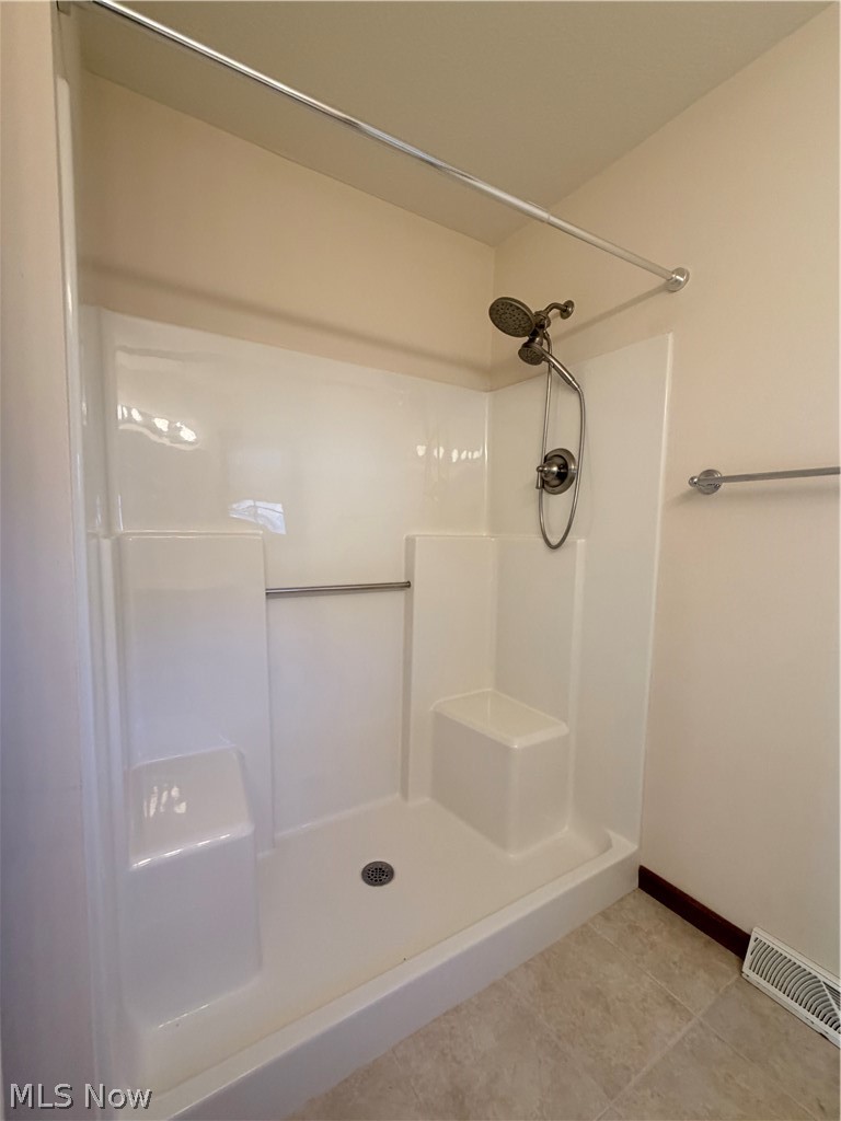 20 Walker Circle Girard OH 44420