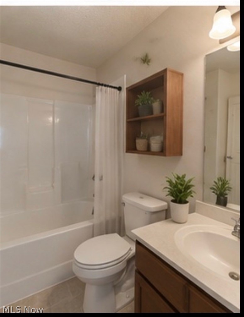 20 Walker Circle Girard OH 44420