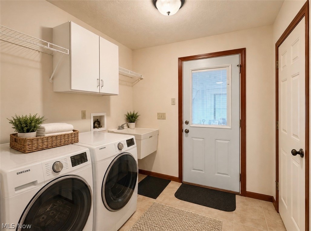 20 Walker Circle Girard OH 44420