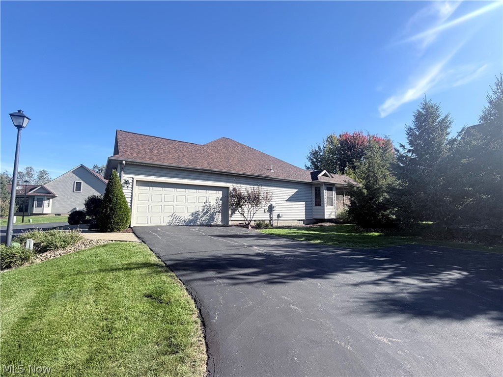 20 Walker Circle Girard OH 44420