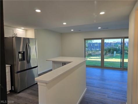 144 Kimrose Ln Lane Broadview Heights OH 44147