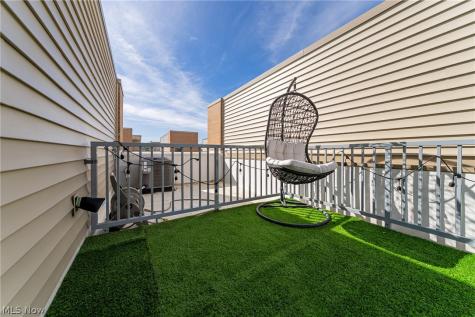 7311 Catlin Court Cleveland OH 44102
