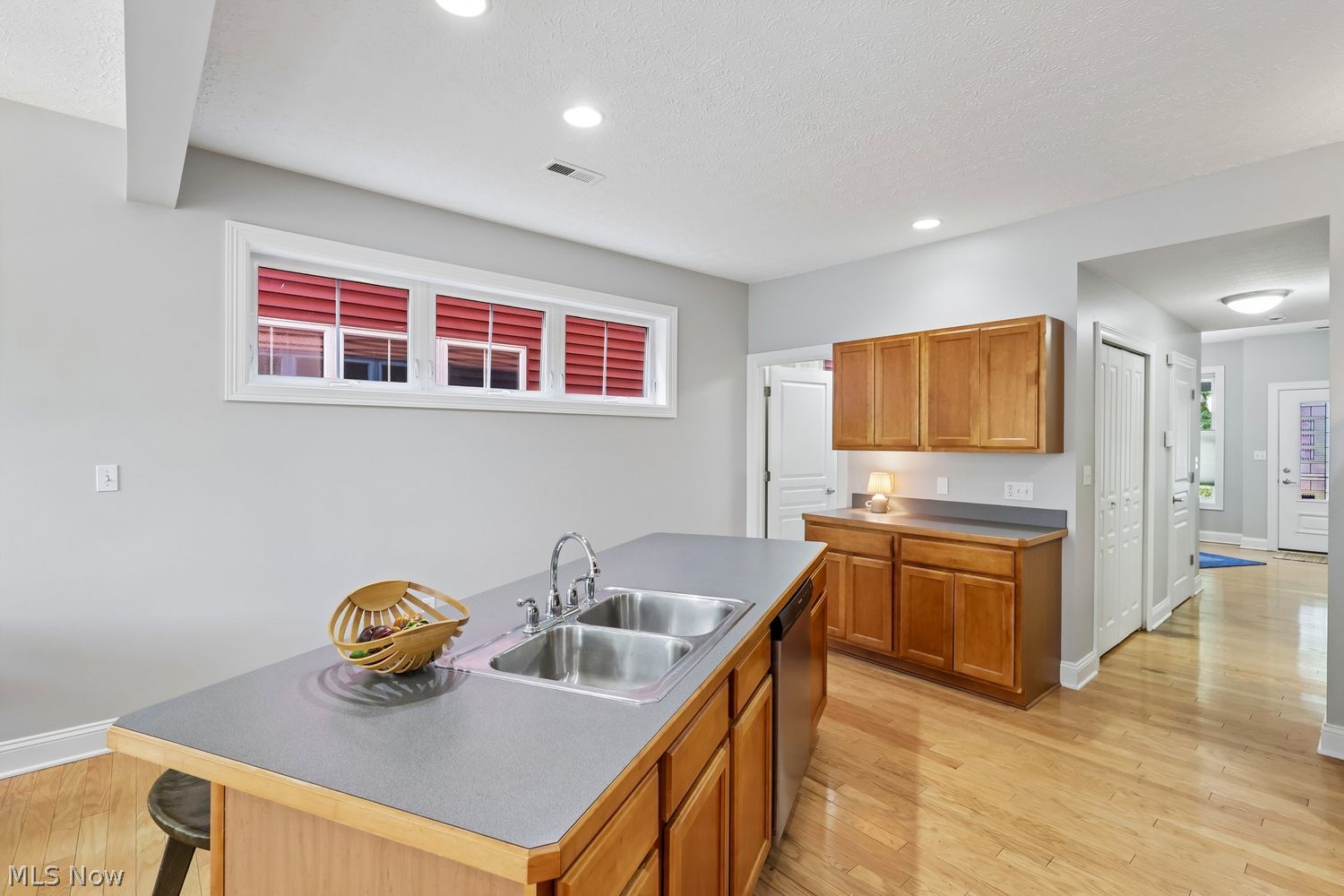 2013 W 58th Street Cleveland OH 44102