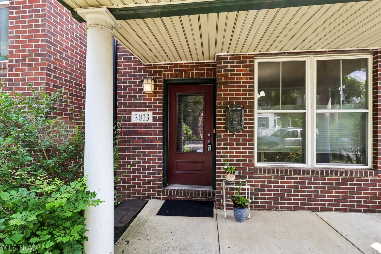 2013 W 58th Street Cleveland OH 44102