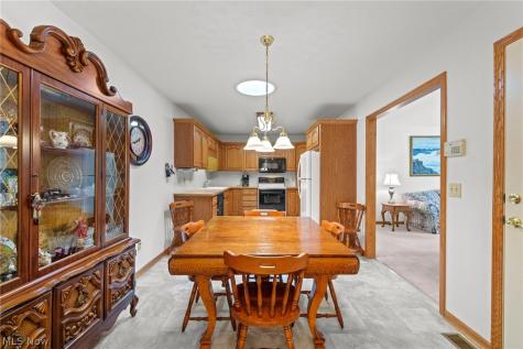 1450 Cove Street NW Uniontown OH 44685