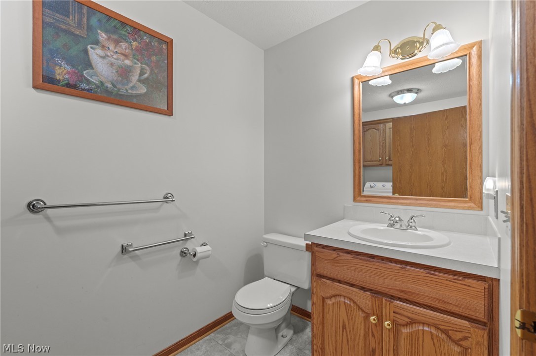 1450 Cove Street NW Uniontown OH 44685
