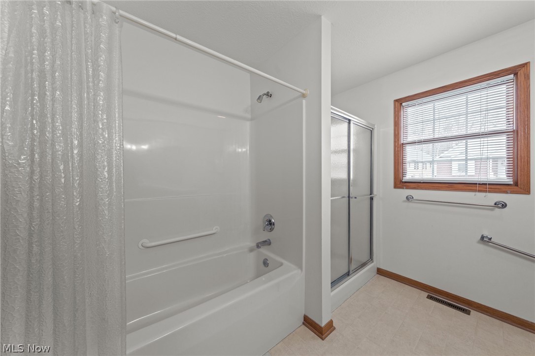 1450 Cove Street NW Uniontown OH 44685