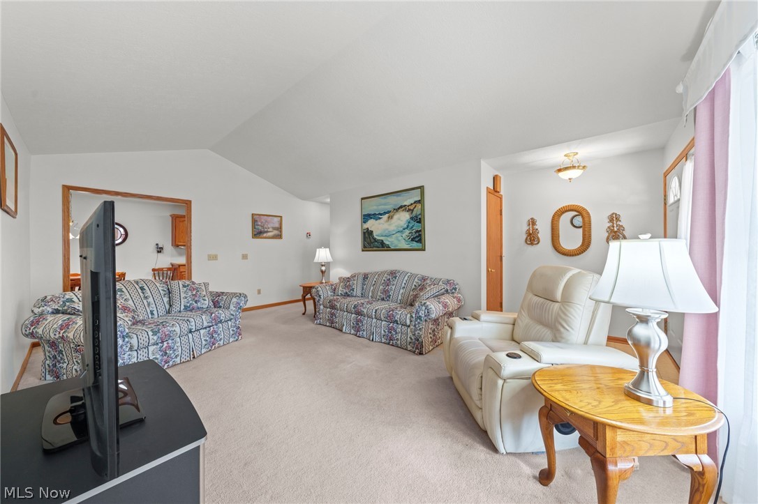 1450 Cove Street NW Uniontown OH 44685