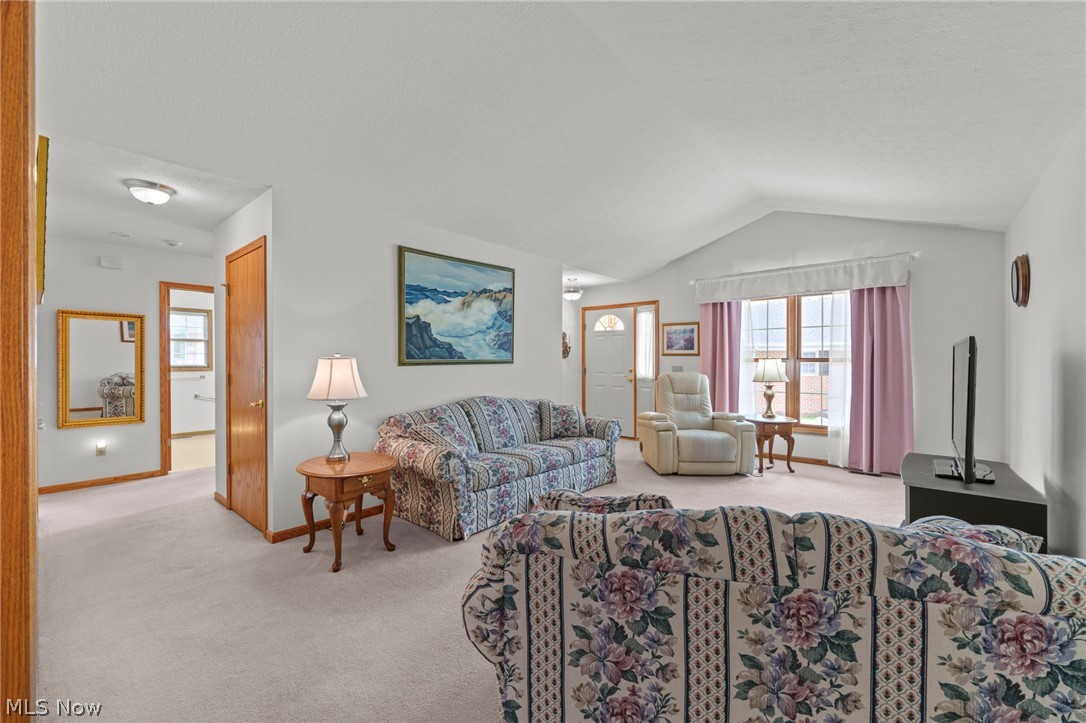 1450 Cove Street NW Uniontown OH 44685