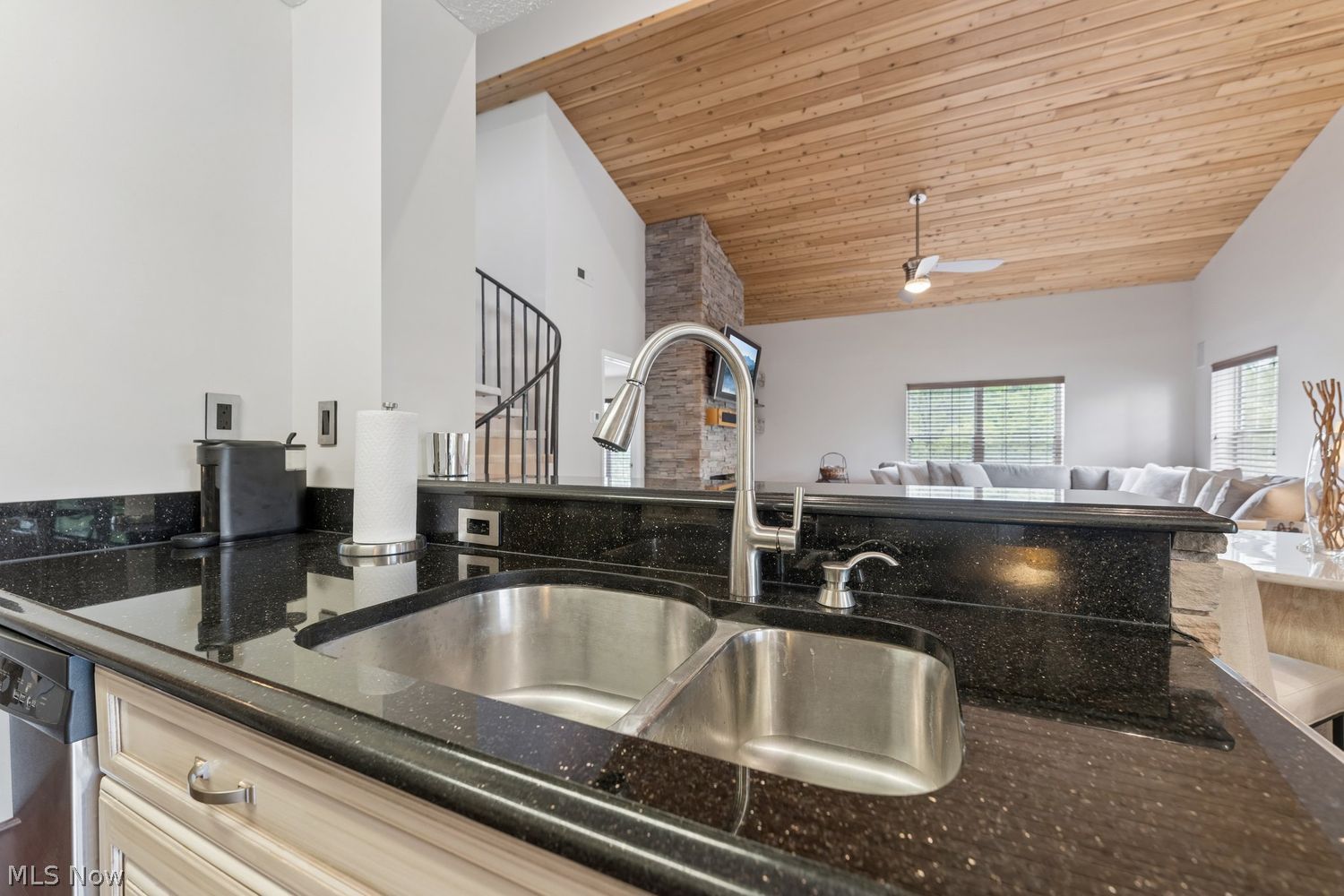 180 Fox Hollow Drive Mayfield Heights OH 44124