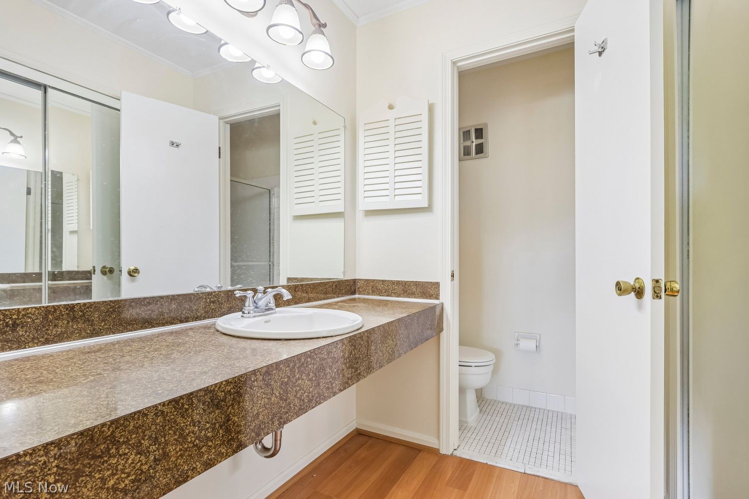 1155 Charter Oak Westlake OH 44145