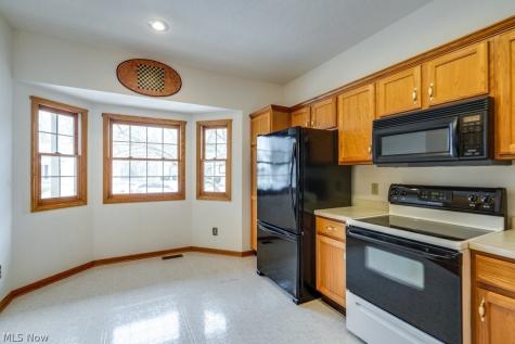 1235 Spring Ridge Circle Alliance OH 44601