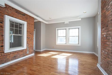 1401 W 75th Street Cleveland OH 44102